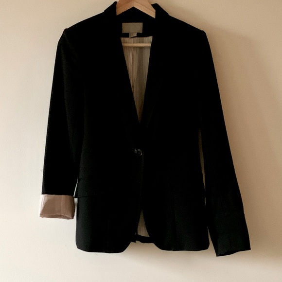 H&M Black Blazer, size 36 (US 6) - Picture 1 of 8